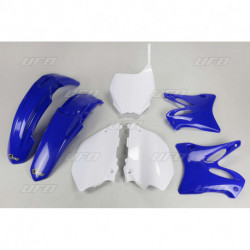 KIT PLASTIQUES UFO COULEUR...
